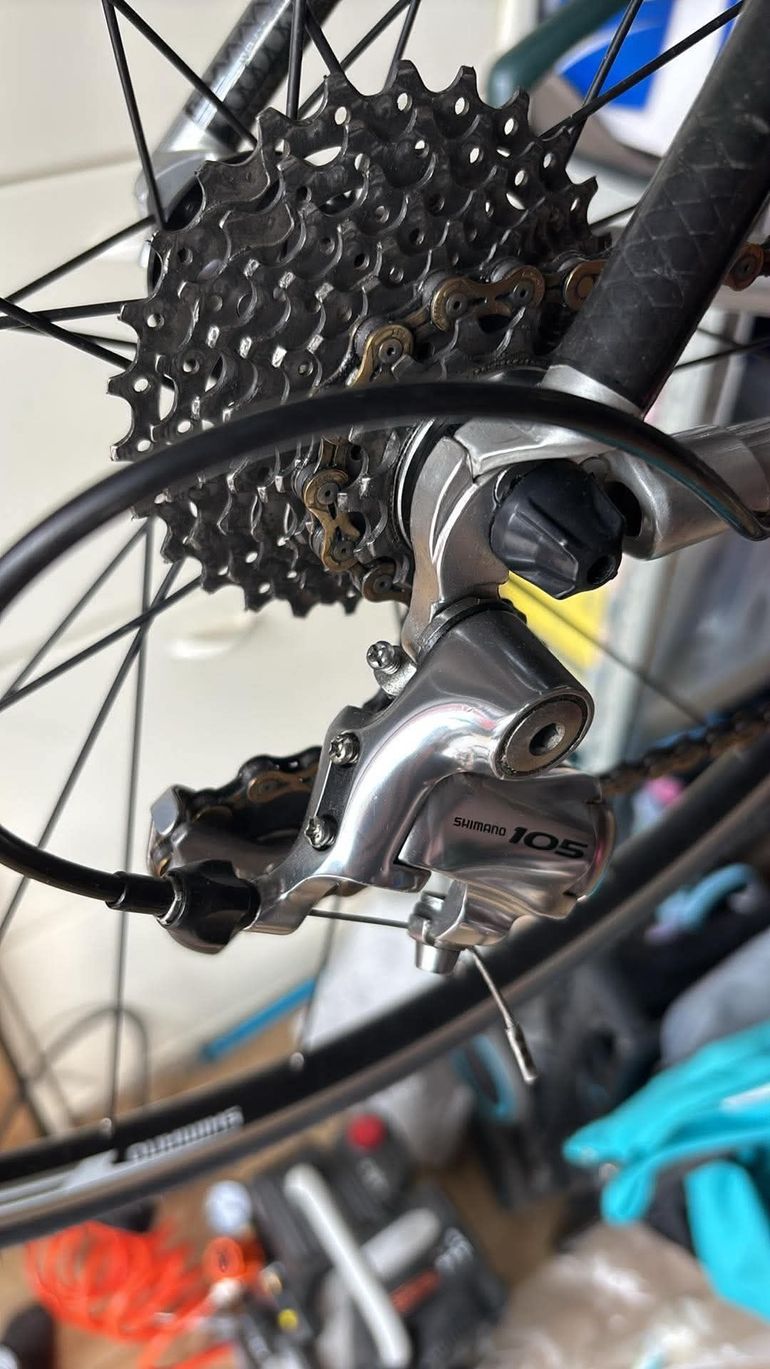 Used Giant Tcr Shimano 105 Di2 2013 Road & Gravel, Grigio chiaro — image 4 of 15