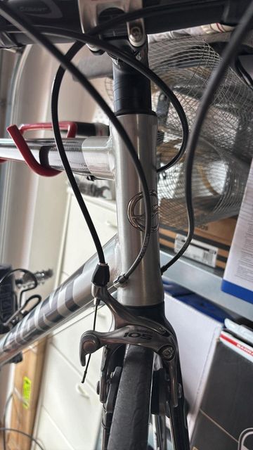 Used Giant Tcr Shimano 105 Di2 2013 Road & Gravel, Light Gray — image 8 of 15