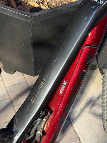 Used Trek Powerfly FS 4 2021 2021 Mountainbike, Red, 27.5, 29 — image 8 of 12