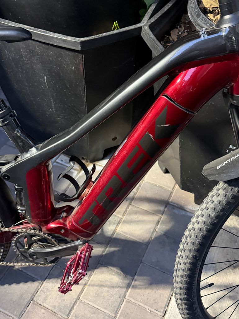 Used Trek Powerfly FS 4 2021 2021 Mountainbike, Red, 27.5, 29 — image 4 of 12