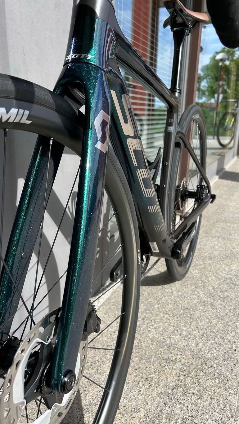 Used Scott Addict 20 2023 2023 Road & Gravel — image 4 of 6
