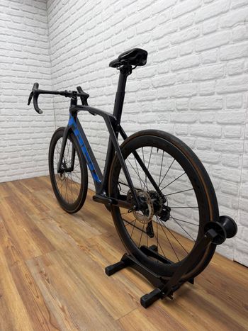 Used Trek Madone SLR 7 2022 2022 Road & Gravel, Blue — image 6 of 6