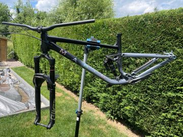 Marin Rift Zone XR 2025 Frameset 2025 Mountainbike d'occasion — image 9 sur 9