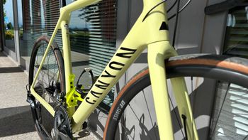Used Canyon Endurace CF SL 8 Disc 2023 2023 Road & Gravel — image 2 of 6