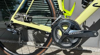 Used Canyon Endurace CF SL 8 Disc 2023 2023 Road & Gravel — image 3 of 6