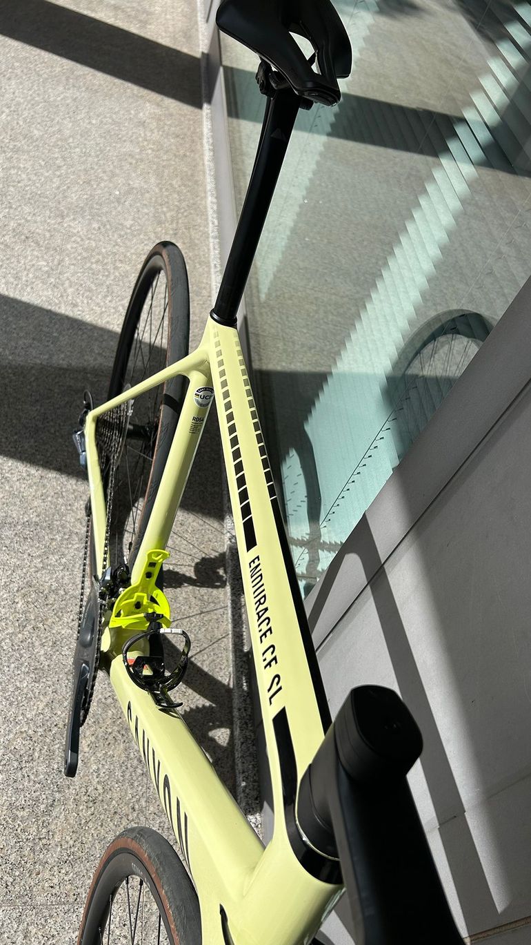 Used Canyon Endurace CF SL 8 Disc 2023 2023 Road & Gravel — image 4 of 6