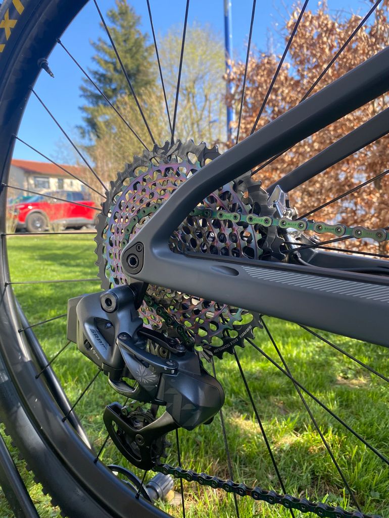 Used BMC Fourstroke SRAM XX1 Eagle AXS 2019 Mountainbike, Light Gray — image 9 of 20