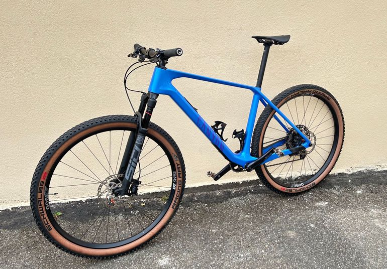 Used Canyon Canyon Exceed CF6 Carbone 2026 Mountainbike, Blau — image 2 of 10