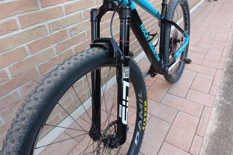 Used Rocky Mountain Vertex Carbon 70 2019 2019 Mountainbike, Blau, 29, 27.5 — image 2 of 11