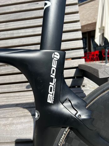 Used Pinarello Pinarello Bolide Rim Brake Shimano Ultegra Di2 Größe 520 2016 Road & Gravel — image 25 of 29