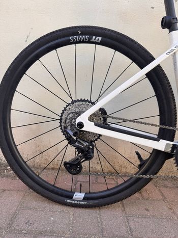 Used Canyon Grail CF 8 1by 2026 2026 Road & Gravel — image 4 of 4