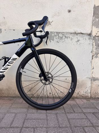 Used Canyon Grail CF 8 1by 2026 2026 Road & Gravel — image 2 of 4
