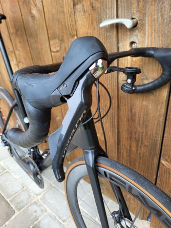 Used BMC Roadmachine FRS 2023 2023 Road & Gravel, Schwarz — image 9 of 11