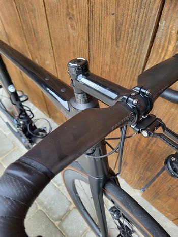 Used BMC Roadmachine FRS 2023 2023 Road & Gravel, Schwarz — image 10 of 11