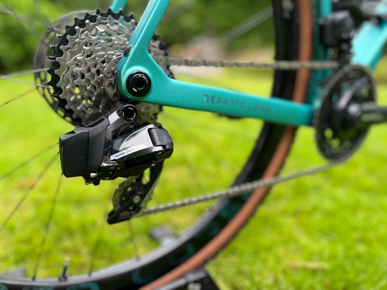 Used Bianchi Impulso RC Force AXS disc 2025 2025 Road & Gravel, Grün — image 5 of 14