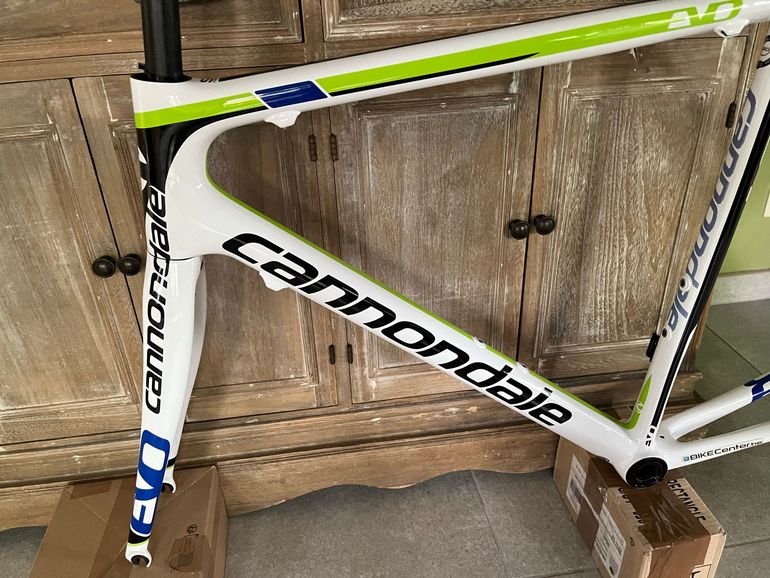 Used Cannondale SuperSix EVO Frameset 2015 Road & Gravel, Weiß — image 10 of 14