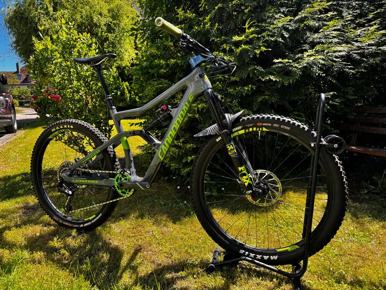 Used Cannondale Trigger 2 2018 2018 Mountainbike, Light Gray, 27.5 — image 8 of 16
