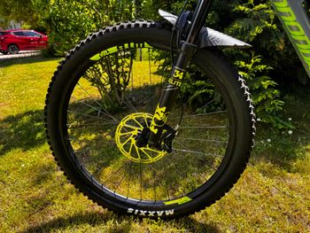 Used Cannondale Trigger 2 2018 2018 Mountainbike, Light Gray, 27.5 — image 13 of 16