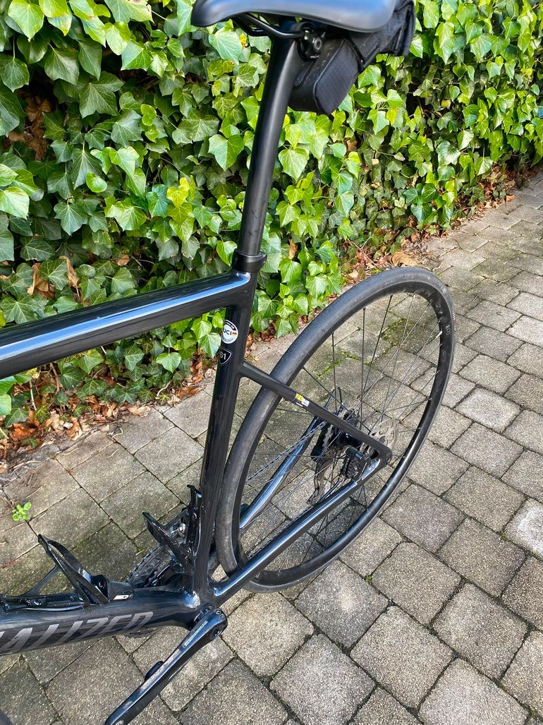 Used Specialized Tarmac SL6 Disc Sport 2020 2020 Road & Gravel — image 5 of 9
