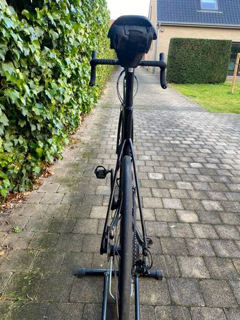 Used Specialized Tarmac SL6 Disc Sport 2020 2020 Road & Gravel — image 7 of 9