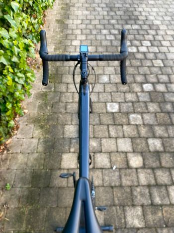 Used Specialized Tarmac SL6 Disc Sport 2020 2020 Road & Gravel — image 8 of 9