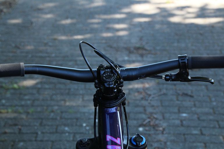 Used Marin Alcatraz 2 Frame Kit 2025 2025 Mountainbike, Violett, 26 — image 5 of 11