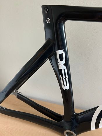 Used Dolan DF4 Carbon Track Bike - Alpina 2026 Frameset 2026 Road & Gravel, Black — image 7 of 15