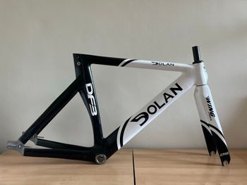 Used Dolan DF4 Carbon Track Bike - Alpina 2026 Frameset 2026 Road & Gravel, Black — image 3 of 15