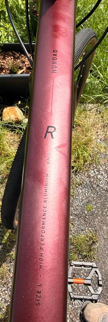 Used CUBE NUROAD, RACE 2025 2025 Road & Gravel — image 2 of 10