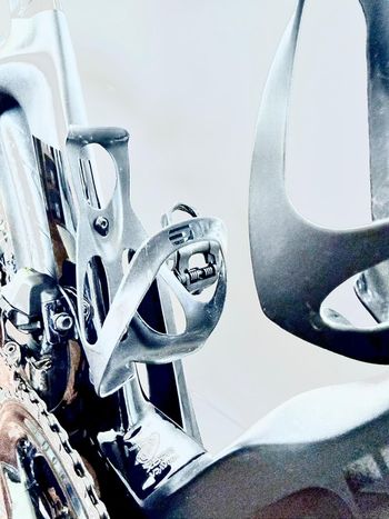 Used Pinarello DOGMA F DURA ACE Di2 Disc 2024 2024 Road & Gravel, Black — image 11 of 13