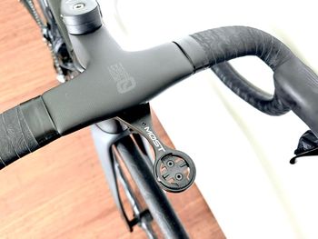Used Pinarello DOGMA F DURA ACE Di2 Disc 2024 2024 Road & Gravel, Black — image 4 of 13
