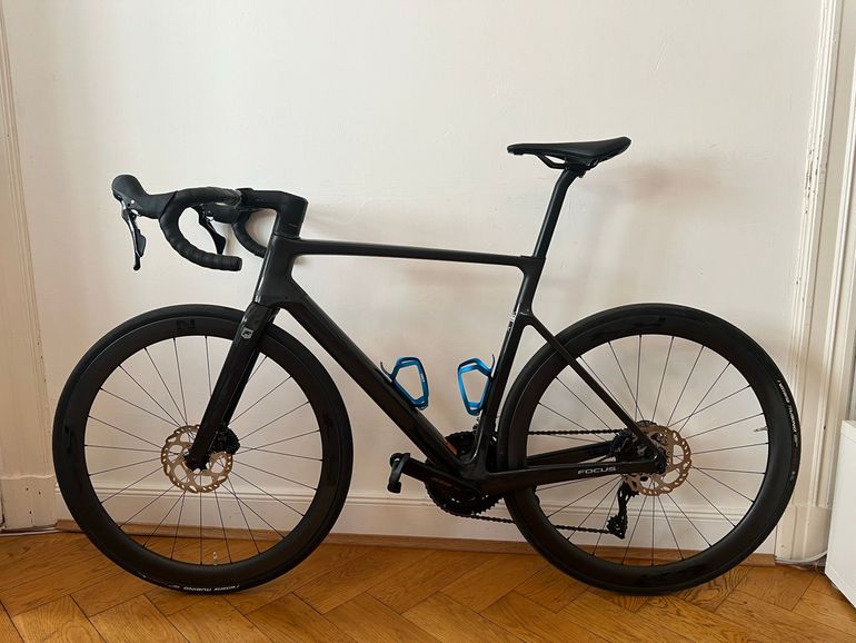 Used Focus IZALCO MAX 8.8 2024 2024 Road & Gravel — image 2 of 14