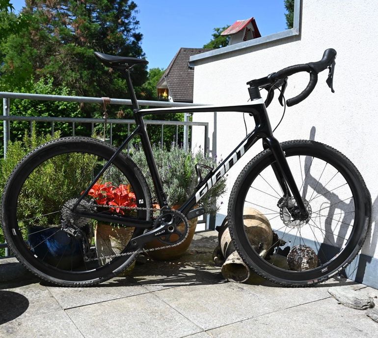 Used Giant TCX, Advanced Pro 1 2021 2021 Road & Gravel, Black — image 1 of 6