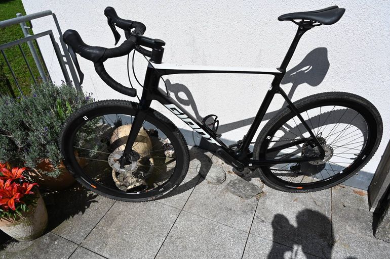 Used Giant TCX, Advanced Pro 1 2021 2021 Road & Gravel, Black — image 2 of 6