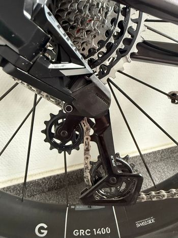 Used Canyon Grail CF SLX 8 AXS 2025 2025 Road & Gravel, Light Gray — image 10 of 16
