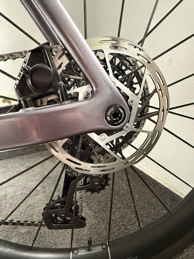 Used Canyon Grail CF SLX 8 AXS 2025 2025 Road & Gravel, Light Gray — image 13 of 16
