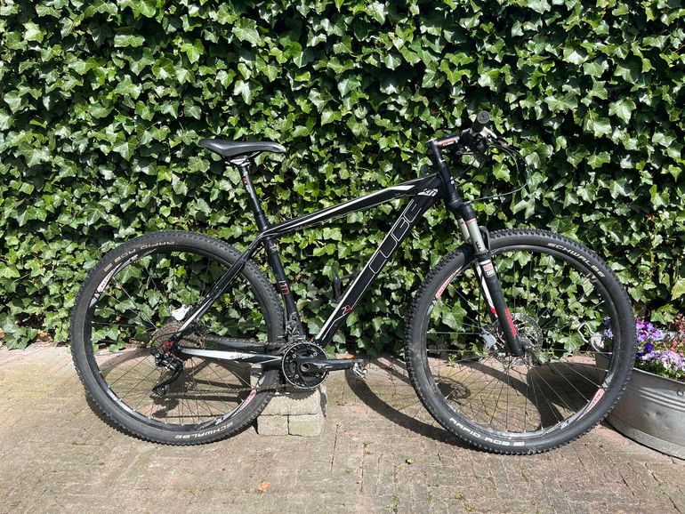Used CUBE Ltd Shimano Deore XT 2013 Mountainbike — image 1 of 8
