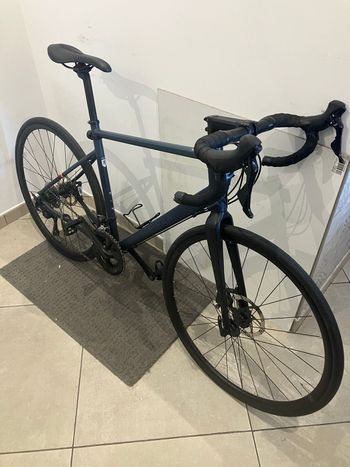 Used TRIBAN RC520 Disc Road Bike - 105 2021 2021 Carretera y gravel