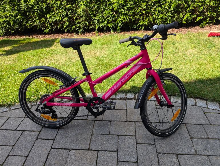 Used Merida Matts Shimano Tourney 2022 Youth, Red — image 1 of 4