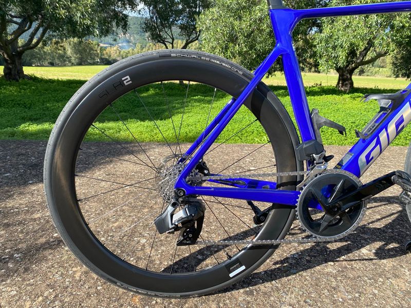 Używany Giant Propel Advanced 1 2024 2024 Road & Gravel — zdjęcie 9 z 15