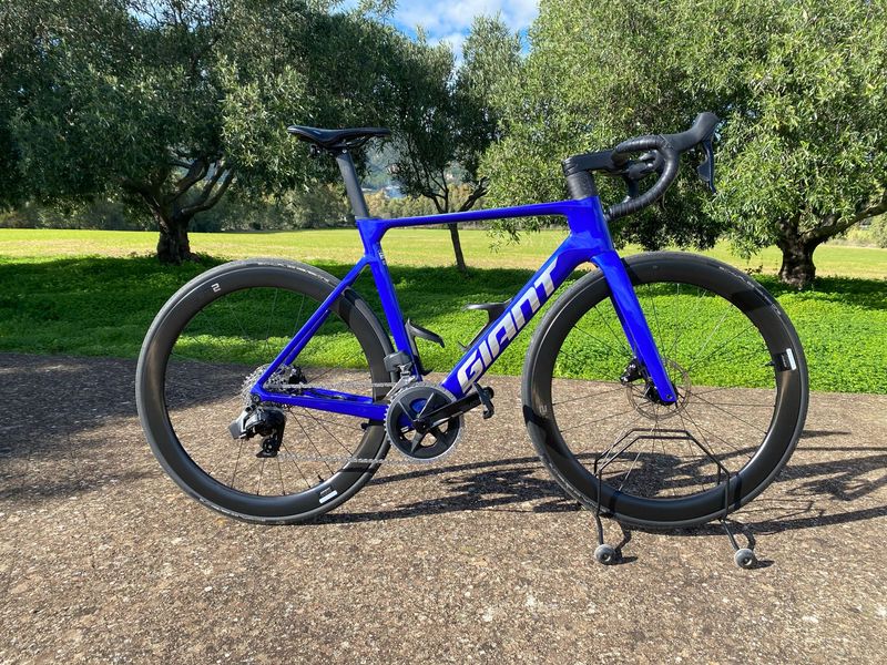 Używany Giant Propel Advanced 1 2024 2024 Road & Gravel — zdjęcie 1 z 15