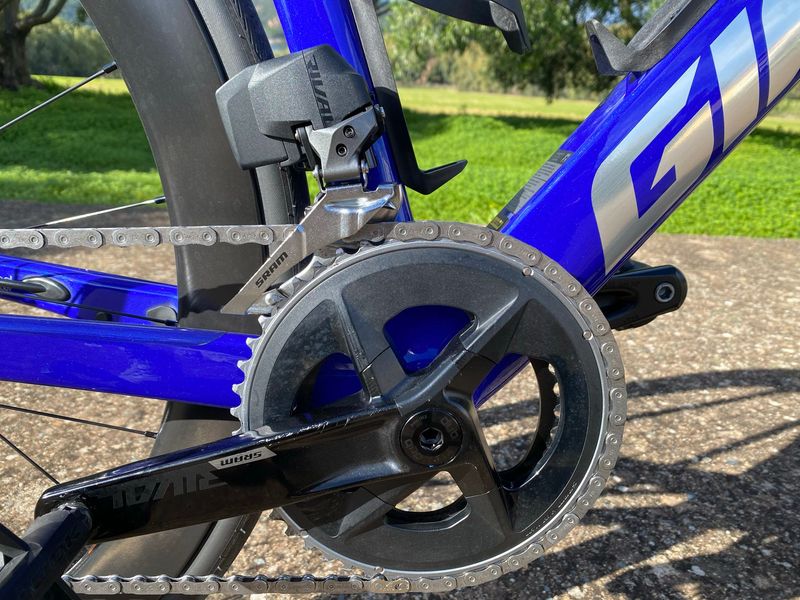 Używany Giant Propel Advanced 1 2024 2024 Road & Gravel — zdjęcie 8 z 15