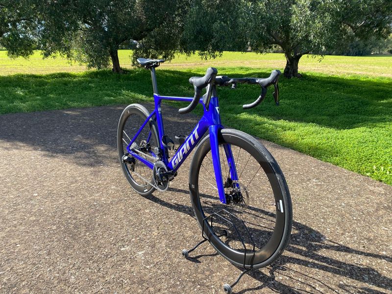 Używany Giant Propel Advanced 1 2024 2024 Road & Gravel — zdjęcie 2 z 15