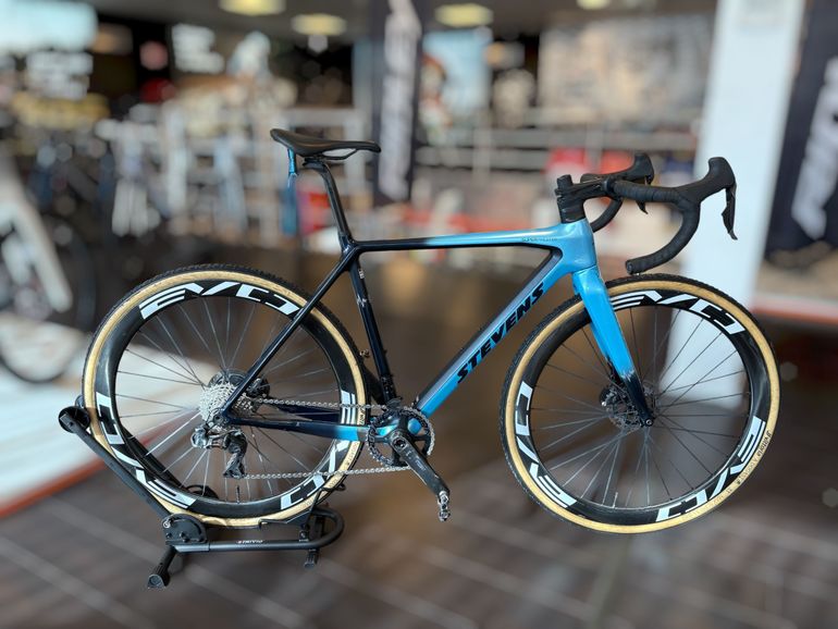 Used Stevens Stevens Super Prestige Carbon Cyclocrossbike 2026, Size 56, Demobike, Sram Rival Axs 2x12 2026 Road & Gravel — image 6 of 8