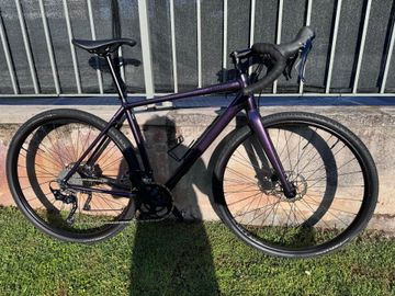 Gebrauchtes Cannondale Topstone 2 2022 2022 Road & Gravel, Violett — Bild 1 von 12