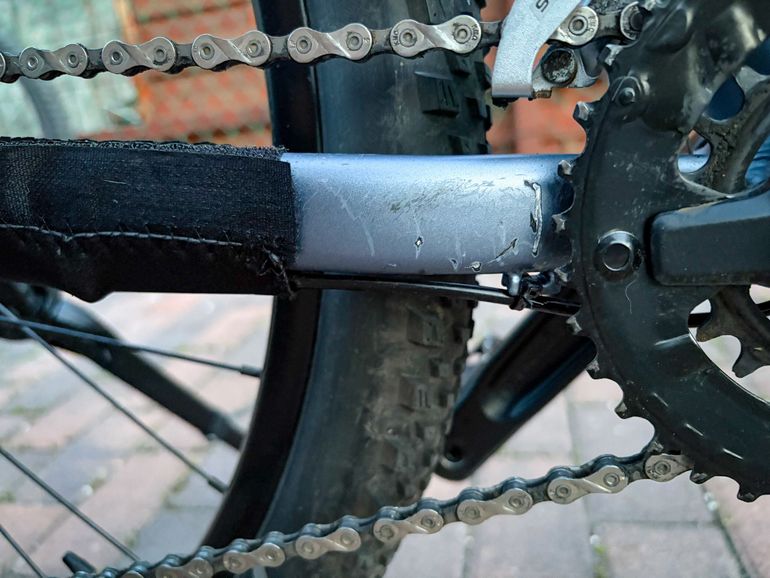 Used Giant Talon Shimano Altus 2022 Mountainbike, Light Gray — image 7 of 7