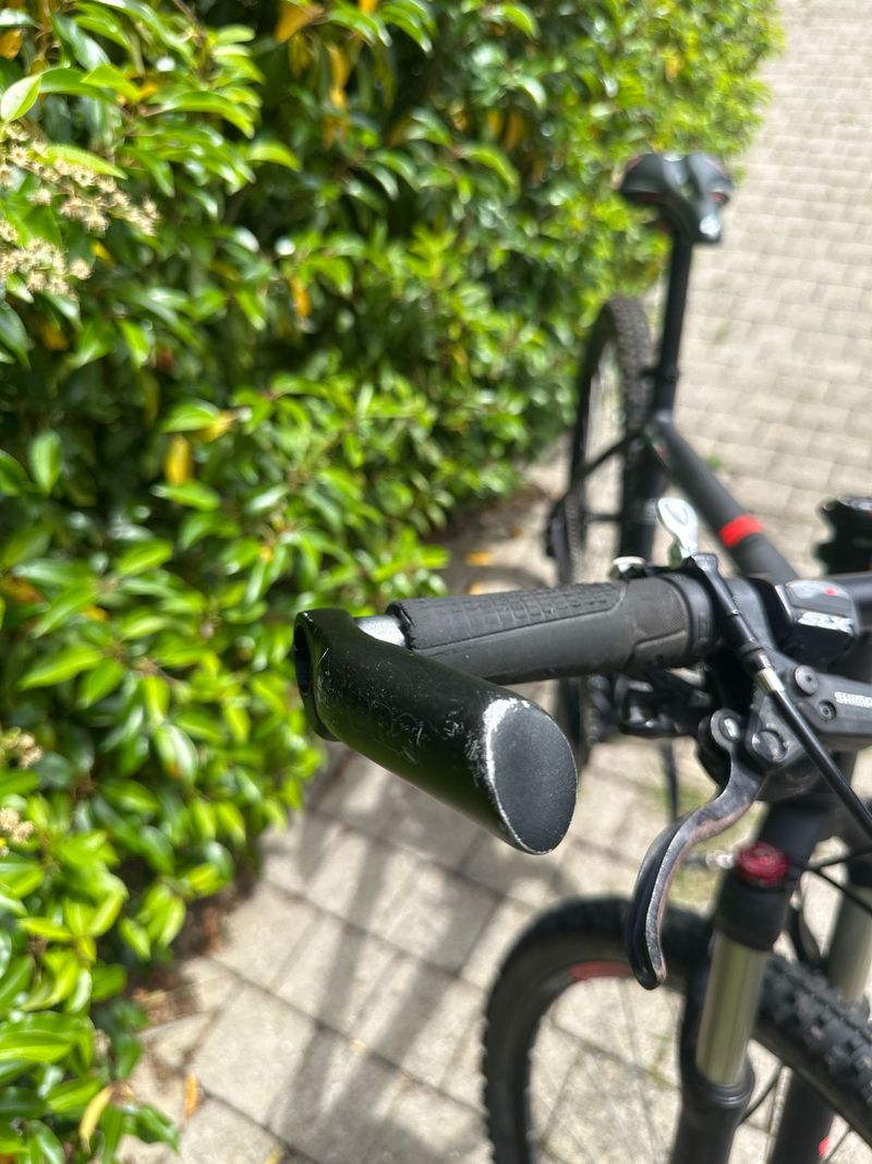 Tweedehands CUBE LTD Pro 2016 2016 MTB