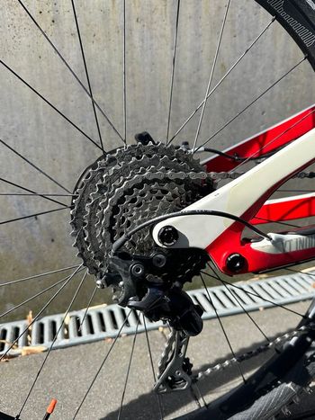 Used YT Industries Jeffsy 29 CF 2018 2018 Mountainbike, Weiß, 29 — image 2 of 10