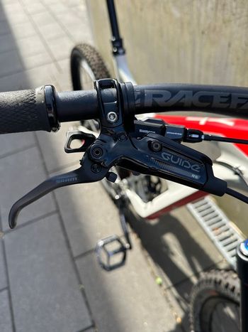 Used YT Industries Jeffsy 29 CF 2018 2018 Mountainbike, Weiß, 29 — image 6 of 10