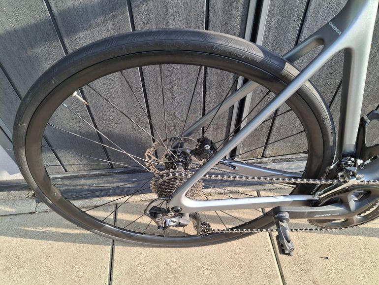 Used Orbea ORCA M30 2023 2023 Road & Gravel, Gris claro — image 6 of 14